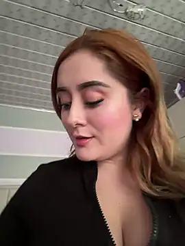 Sam Thompsoon  online show from December 2024 03:58:01 PM