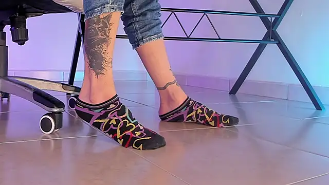 ArchieCollins online show from November 2025 09:29:02 PM