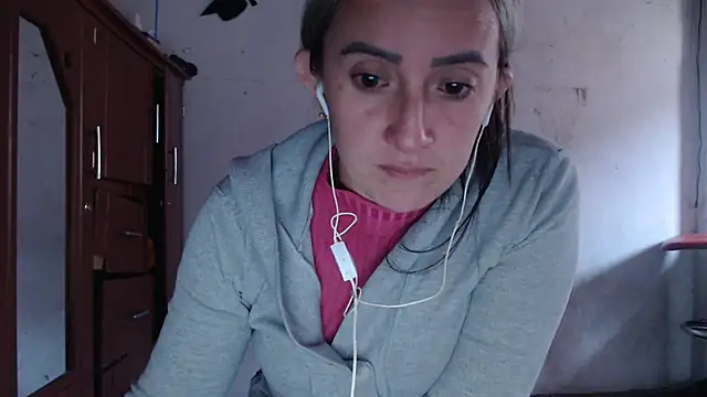 DeepAnal07 online show from April 2026 07:28:02 PM