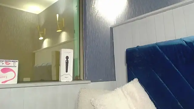 EmilyQueen3x online show from February 2026 01:46:01 AM