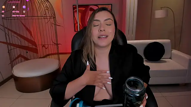 MartinnaBonnet online show from December 2024 04:36:01 PM