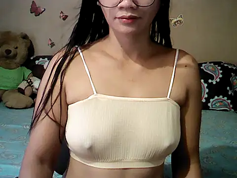 Mia Rein online show from April 2026 01:33:01 AM