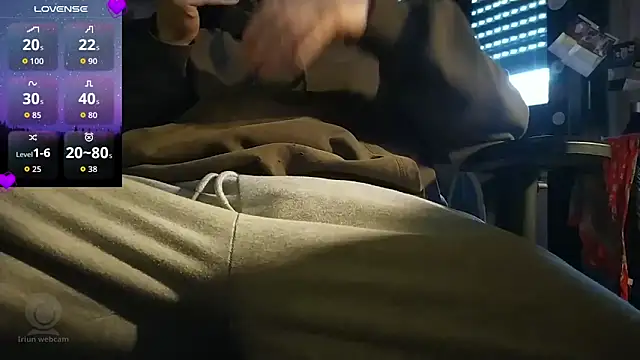 Snapshot of Purple_Flamingo chatting on November 2025 03:01:02 PM Purple Flamingo online show from November 2025 03:01:02 PM