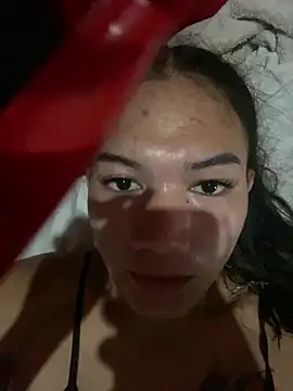 Snapshot of blowzy_sexy chatting on December 2024 12:54:01 AM blowzy sexy online show from December 2024 12:54:01 AM