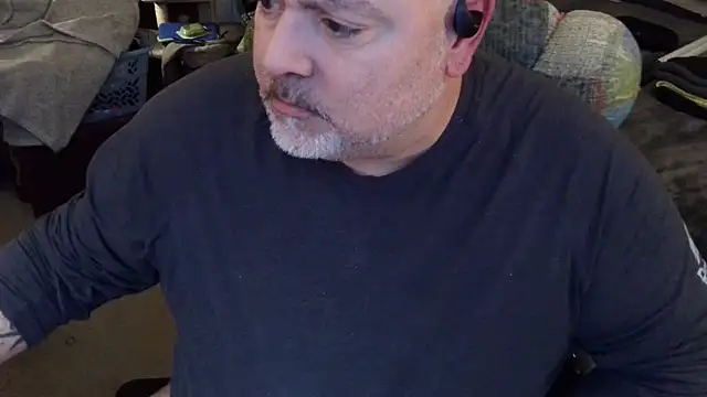 Snapshot of Drake_DVamp chatting on February 2025 11:12:01 PM Drake DVamp online show from February 2025 11:12:01 PM