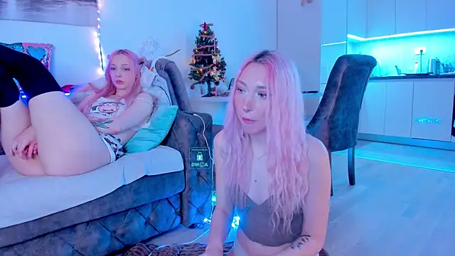 Snapshot of AlexRoseLiRed chatting on December 2024 10:54:02 PM AlexRoseLiRed online show from December 2024 10:54:02 PM