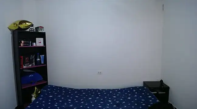 Snapshot of Cocain_Atenea chatting on February 2025 07:17:01 PM Cocain Atenea online show from February 2025 07:17:01 PM