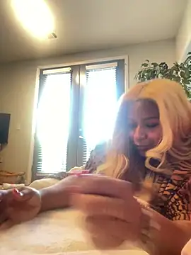 Snapshot of BigFineSelena chatting on January 2025 06:44:01 PM BigFineSelena online show from January 2025 06:44:01 PM