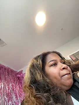 Snapshot of BigFineSelena chatting on January 2026 07:56:02 PM BigFineSelena online show from January 2026 07:56:02 PM