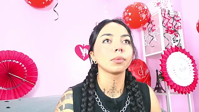 miss soffi  online show from February 2026 06:26:02 PM