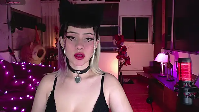 Aquamarinebubble online show from January 2025 02:11:01 AM