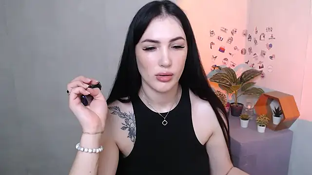 MisssShy  online show from November 2025 04:58:02 AM