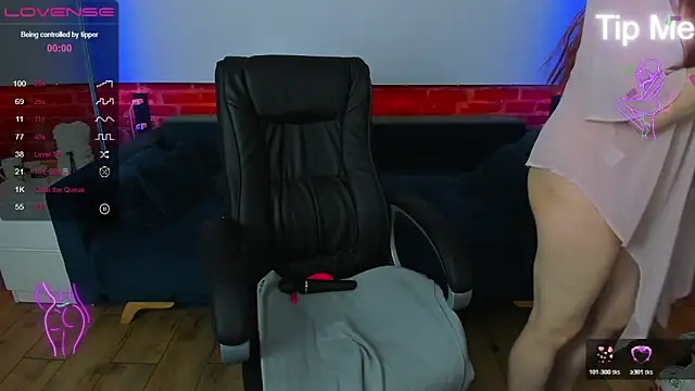 Kamilla Hot online show from March 2026 06:58:01 PM