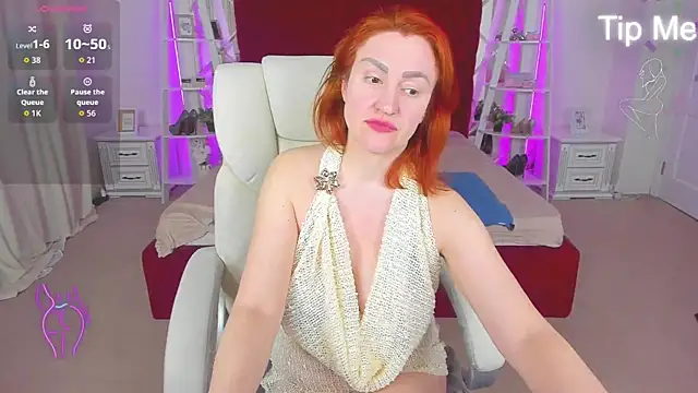 Snapshot of Kamilla_Hot chatting on April 2026 05:41:01 PM Kamilla Hot online show from April 2026 05:41:01 PM
