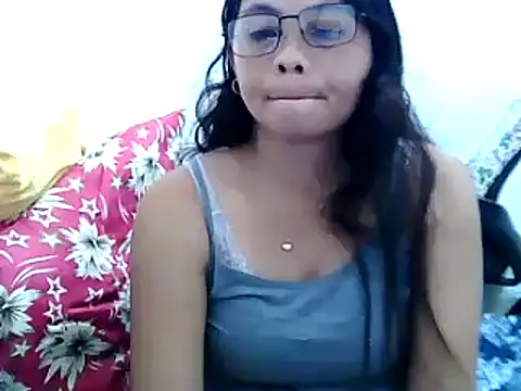 Snapshot of pinay_milfxx chatting on February 2025 10:43:02 PM pinay milfxx online show from February 2025 10:43:02 PM