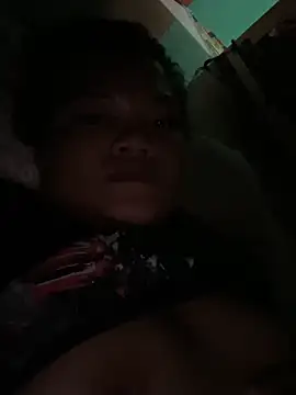 Snapshot of Moxie_Molly chatting on March 2026 12:11:01 PM Moxie Molly online show from March 2026 12:11:01 PM