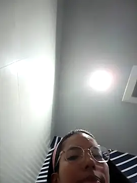 Snapshot of SheenaBrooke chatting on March 2026 05:02:01 AM SheenaBrooke online show from March 2026 05:02:01 AM