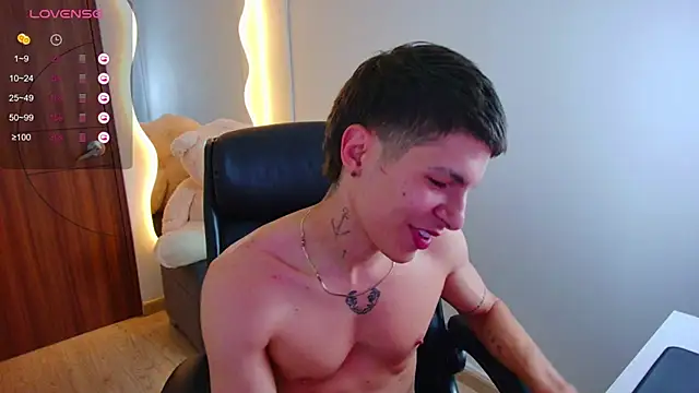 harrisoncuper online show from December 2024 04:00:01 AM