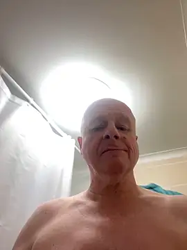 Snapshot of locallad88 chatting on December 2024 06:35:02 PM locallad88 online show from December 2024 06:35:02 PM