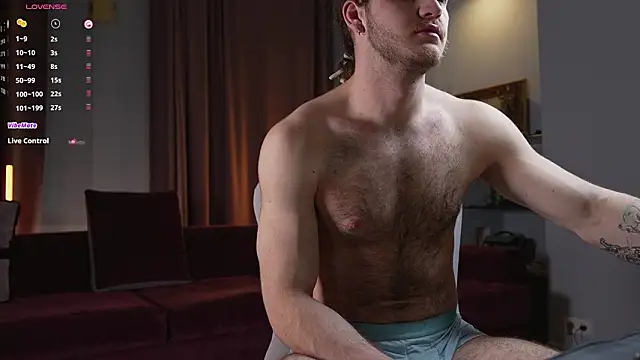 Snapshot of Louis_Karlos chatting on February 2026 03:24:02 AM Louis Karlos online show from February 2026 03:24:02 AM