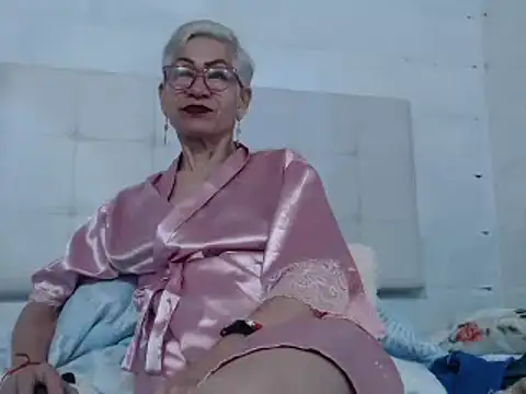 Miss Monserrate online show from January 2025 02:40:02 PM