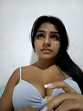 AnnRosse18 online show from January 2025 10:25:02 PM