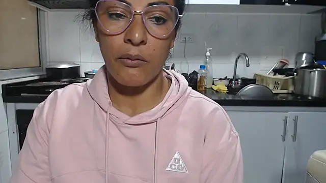 kateleyagrey online show from March 2026 07:19:01 PM