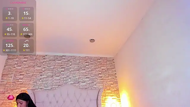 Snapshot of Lucia-sex chatting on December 2024 08:14:02 PM Lucia-sex online show from December 2024 08:14:02 PM