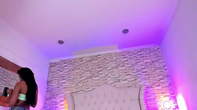 Snapshot of Lucia-sex chatting on January 2026 06:24:01 PM Lucia-sex online show from January 2026 06:24:01 PM