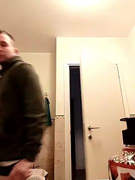 riccardoyeah online show from January 2026 01:04:01 PM