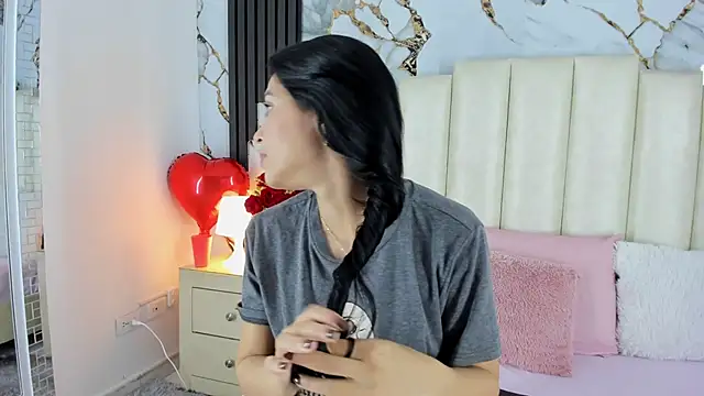 lulumars online show from February 2025 07:11:02 AM