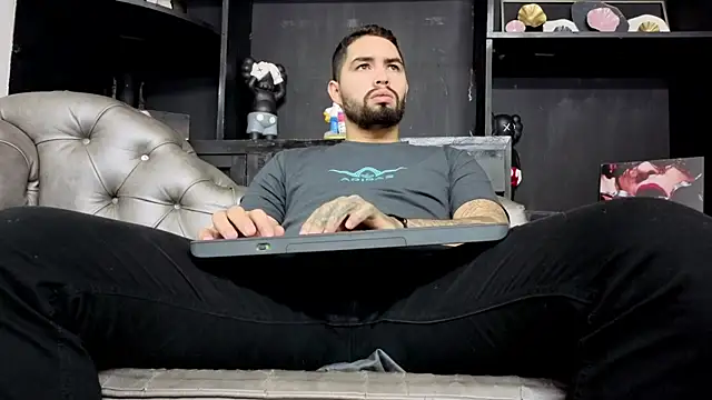 matteosantos online show from January 2026 11:47:01 AM