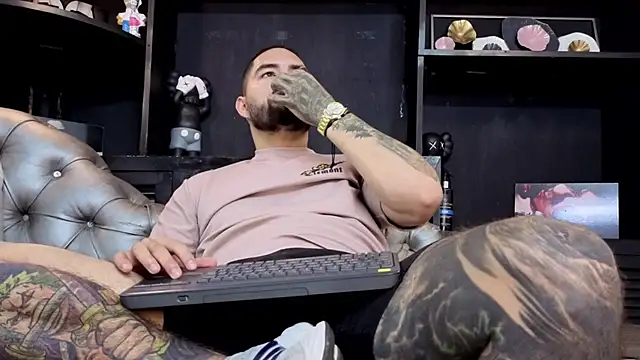 Snapshot of matteosantos chatting on March 2026 12:54:02 PM matteosantos online show from March 2026 12:54:02 PM