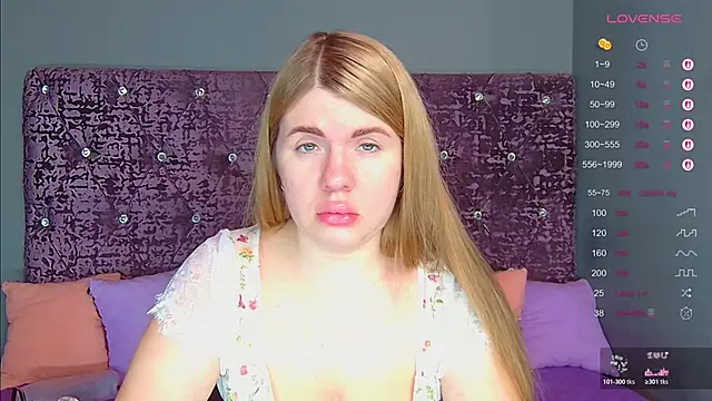 NoraBigAss online show from November 2025 01:28:02 AM