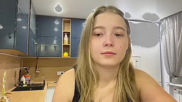 Snapshot of CharmingSarah chatting on September 2025 02:50:02 PM CharmingSarah online show from September 2025 02:50:02 PM