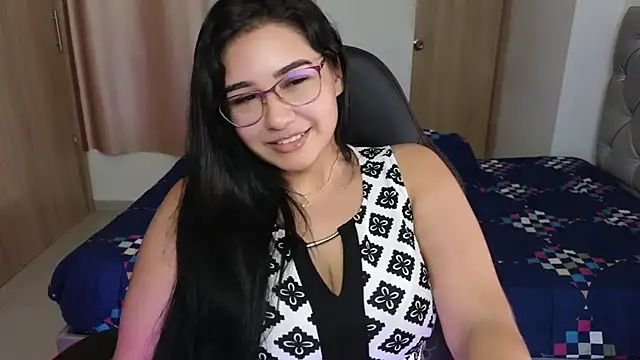 Snapshot of _anastasia chatting on March 2025 12:10:01 AM anastasia online show from March 2025 12:10:01 AM