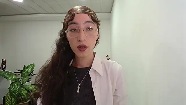 NicoleCortez online show from March 2025 03:20:01 AM