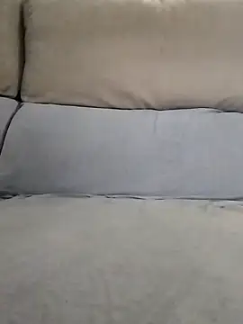 LoGaNfree88 online show from April 2026 03:44:01 PM