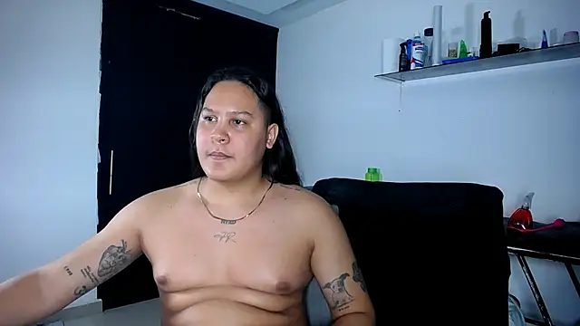 junaiker roa online show from November 2025 01:18:02 AM