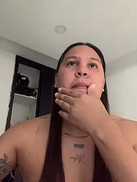 junaiker roa online show from November 2025 05:11:01 PM