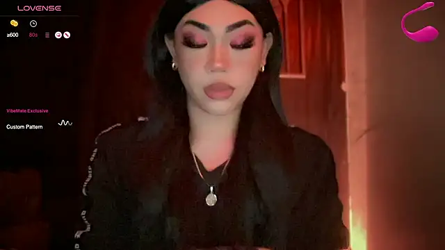 Snapshot of madam_agnes1 chatting on July 2026 11:48:01 PM madam agnes1 online show from July 2026 11:48:01 PM