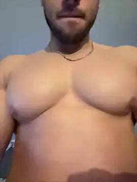 pimentfort77 online show from February 2026 11:42:02 PM