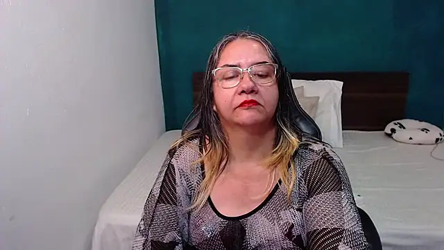 scaelettdubois online show from November 2025 01:03:02 AM