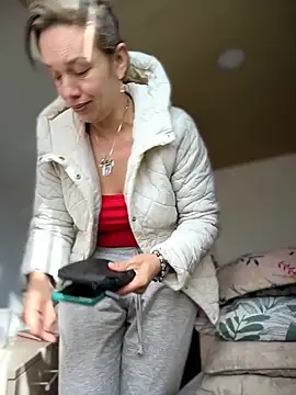 Snapshot of sexymarilyncolombia chatting on February 2026 01:37:02 PM sexymarilyncolombia online show from February 2026 01:37:02 PM