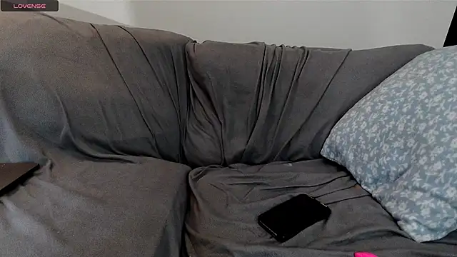 EmoDream1998 online show from November 2025 10:54:01 PM