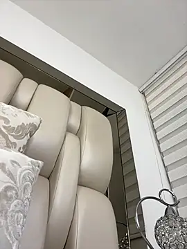 ALISSON FOXXX1 online show from October 2025 08:53:02 PM