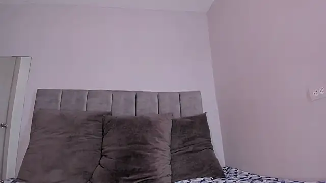 Snapshot of taylor_suxx chatting on October 2025 07:47:02 PM taylor suxx online show from October 2025 07:47:02 PM