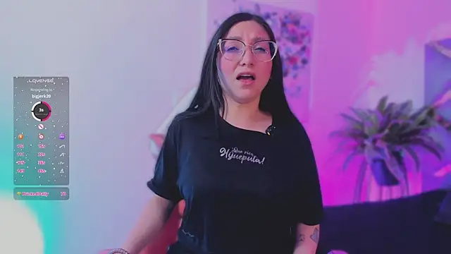 Snapshot of lucy_neil chatting on November 2025 03:56:02 PM lucy neil online show from November 2025 03:56:02 PM