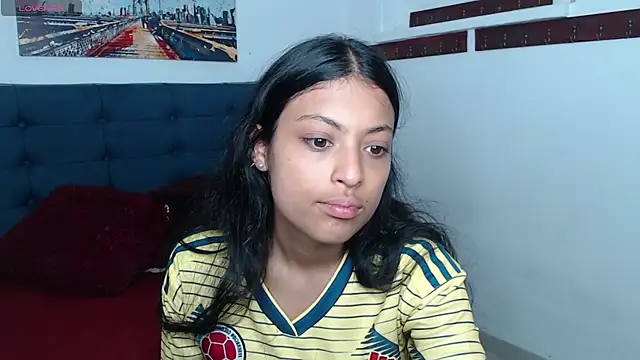 Snapshot of vaness_weet chatting on July 2026 01:59:01 PM vaness weet online show from July 2026 01:59:01 PM