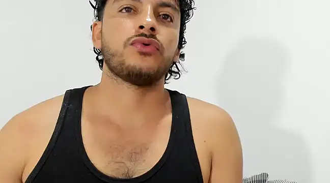 tuyo1995 online show from December 2024 04:31:02 AM